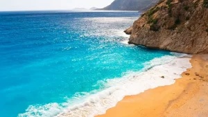 Почему Средиземное море самое опасное ?