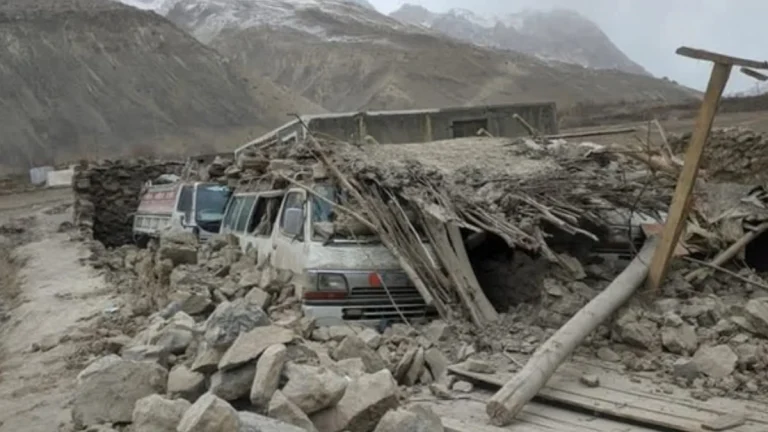 Землетрясение магнитудой 5.6 в Пакистане, регион Гилгит-Балтистан