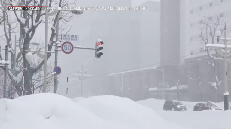 Рекордный снегопад в Саппоро. Япония